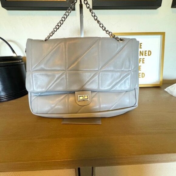 Brand New Quilted Chain Crossbody/Messenger Bag - Picture 1 of 3